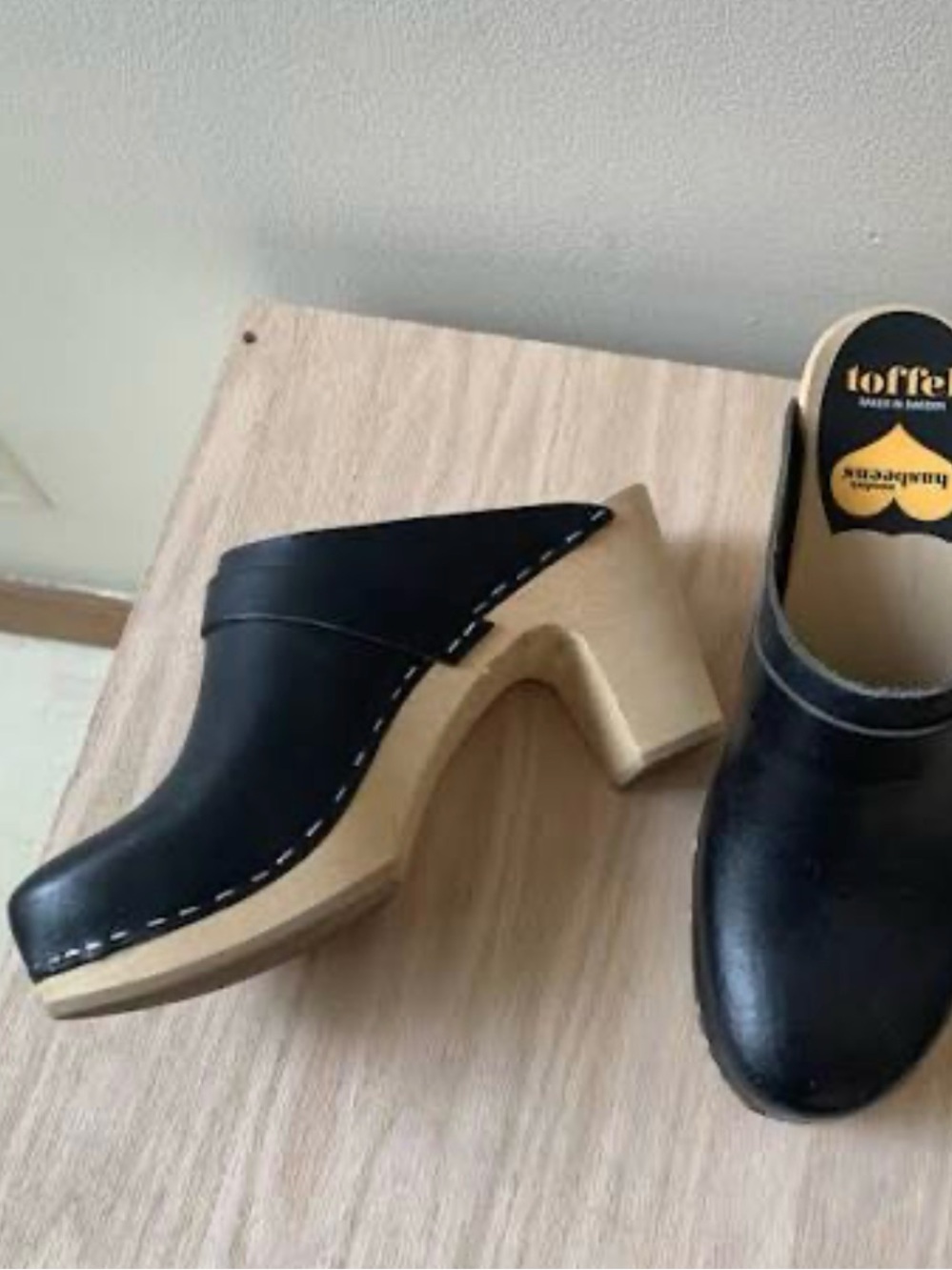 Swedish Hasbeens Black Leather Wooden Platform Clogs 37 (7)